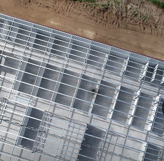 A single individual aerial photograph of a building under construction